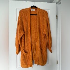 Aritzia Wilfred Bold Orange Knit Cardigan size S oversized